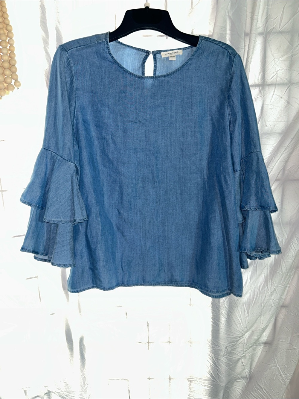 beachlunchlounge Chambray Ruffle Sleeve Blouse - Blue size XL GUC